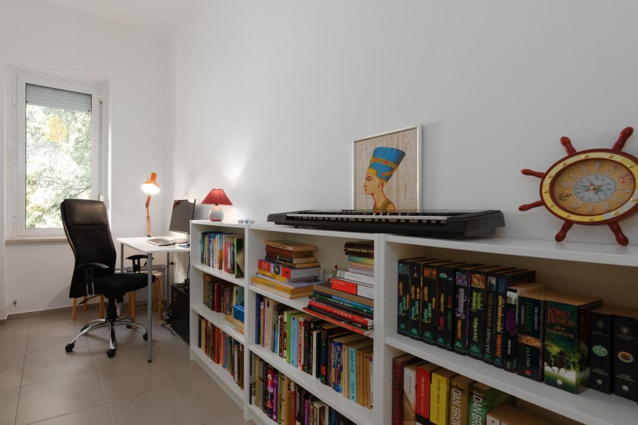 Apartman Lari Rijeka Luaran gambar